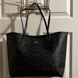 Coach Black Signature City Tote